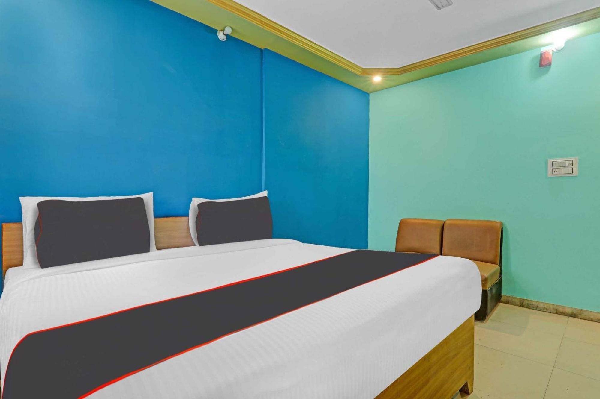 Collection O Premier Near Hazratganj Lucknow Exterior foto