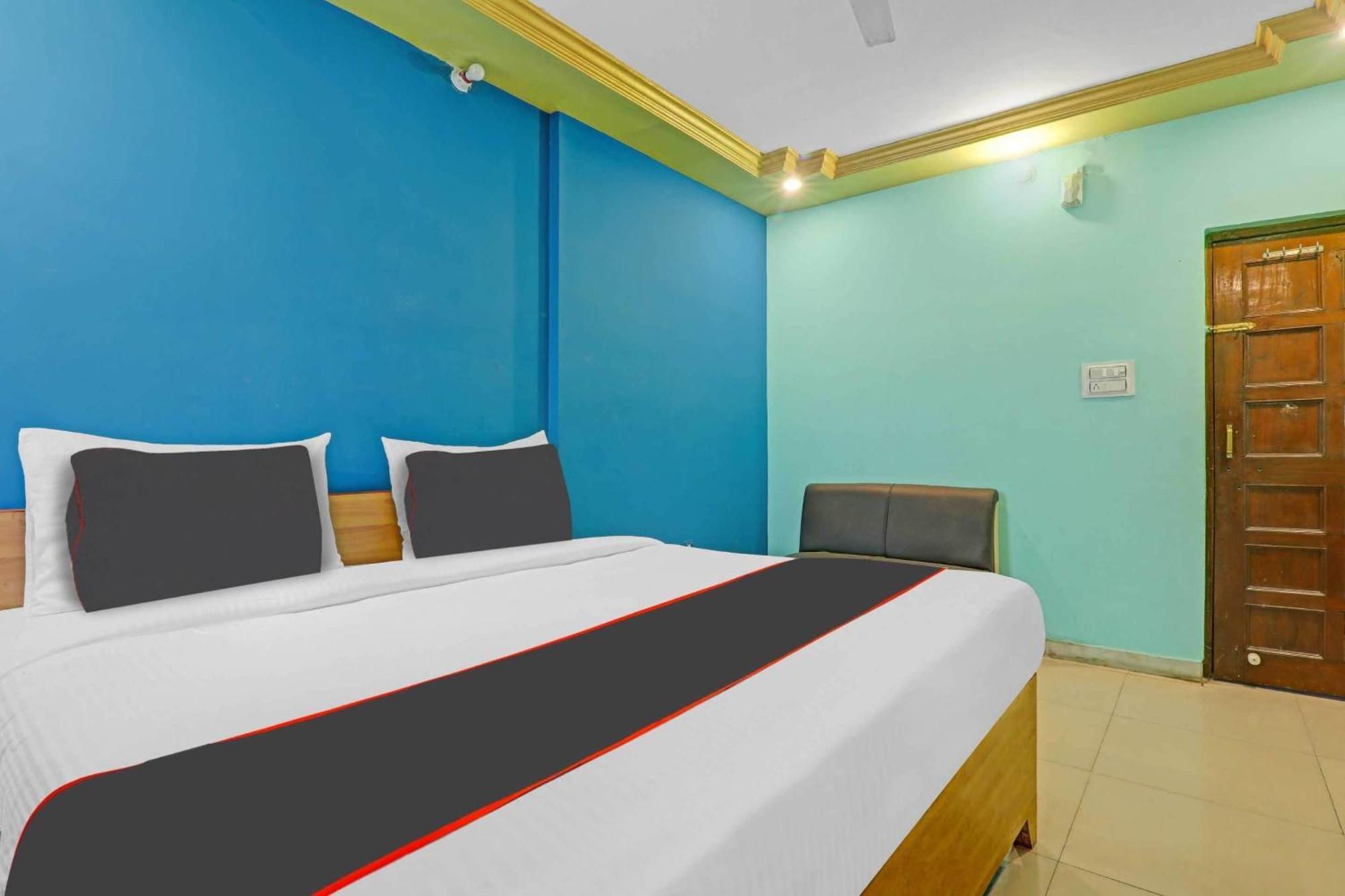 Collection O Premier Near Hazratganj Lucknow Exterior foto