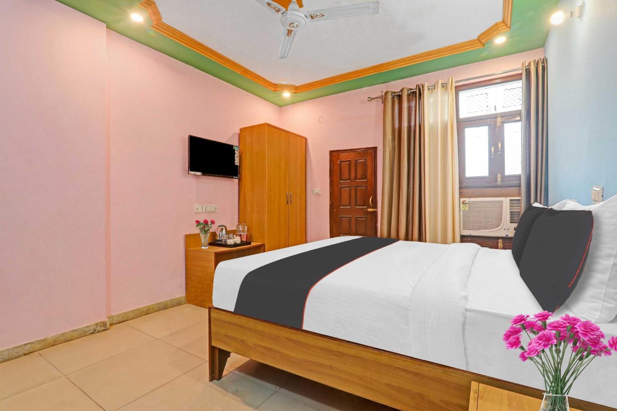 Collection O Premier Near Hazratganj Lucknow Exterior foto
