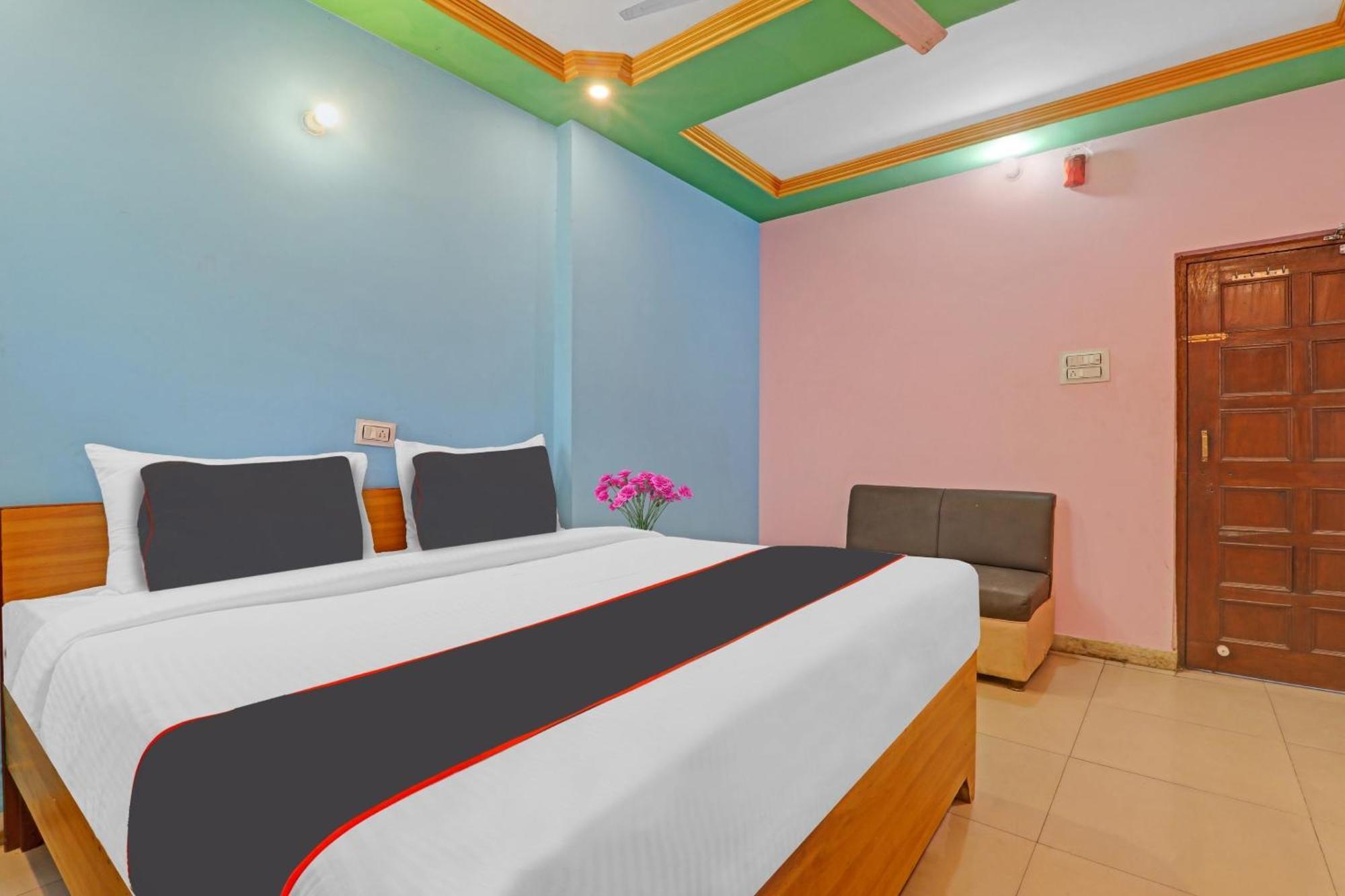 Collection O Premier Near Hazratganj Lucknow Exterior foto